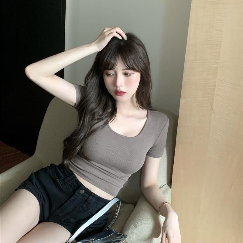 Áo thun croptop IELGY tay ngắn ôm dáng vừa vặn màu trơn thời trang đơn giản dành cho nữ