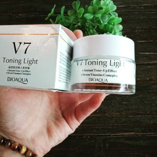 Kem dưỡng da mặt