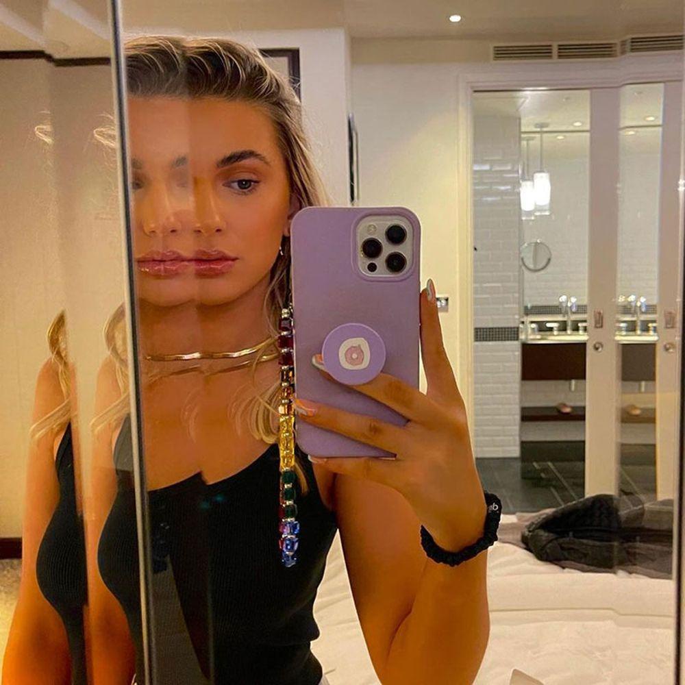 Dây Đeo Điện Thoại Xỏ Hạt Trang Sức Chống Thất Lạc Hình Vuông Hiệu NORMAN d Ins