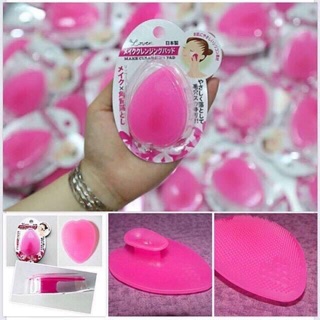 Miếng rửa mặt làm sạch sâu sillicon Loven make cleansing Pad Nhật Bản