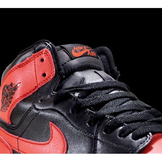 Giày NIKE AIR JORDAN 1 BRED