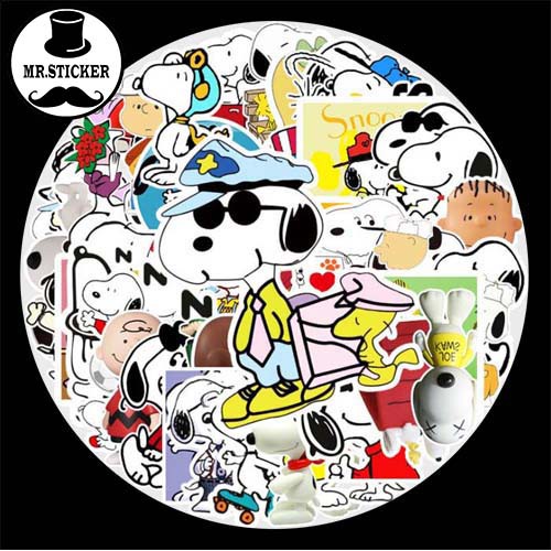 Sticker dán mũ nón bảo hiểm hình chú chó Snoopy vui vẻ dán trang trí laptop, xe máy, ván trượt - DB.041