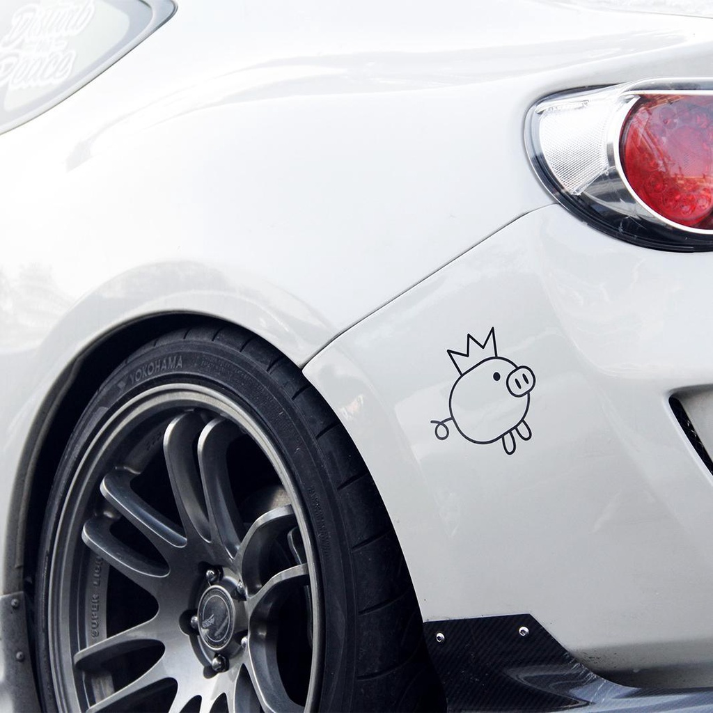 Sticker Dán Trang Trí Nắp Bình Xăng Xe Hơi Hình Heo Và Thỏ Kiểu Nhật Bản