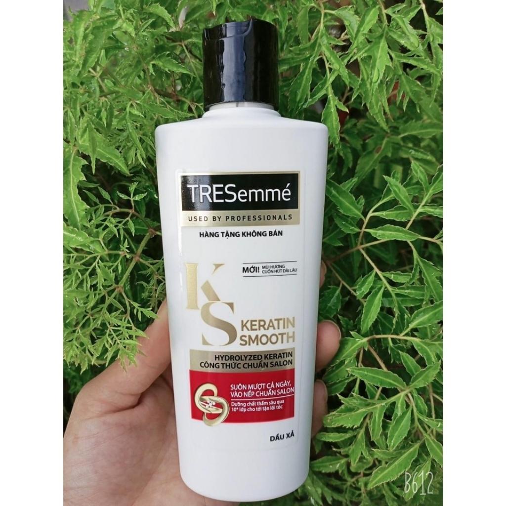 Dầu Xả Tresemmé Keratin Smooth 140g