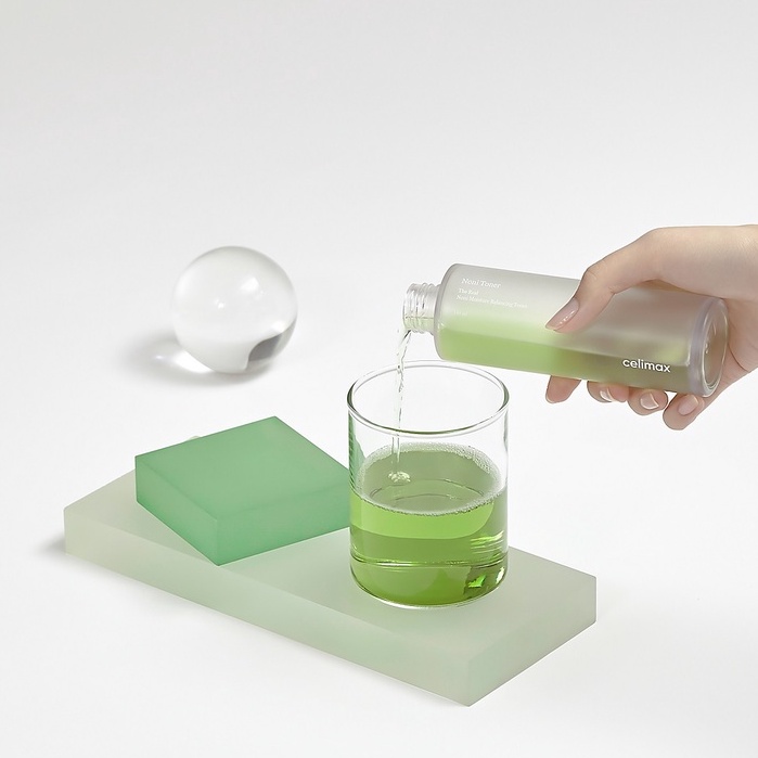 Toner CELIMAX sáng mịn da The Real Noni Moisture Balancing Toner 30ml