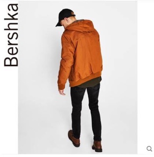 Áo khoác bershka