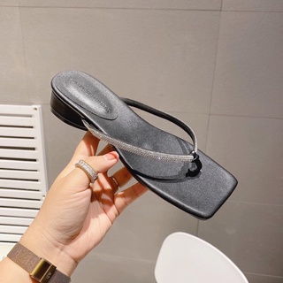 Dép guốc xỏ ngón quai gắn đá đế thấp 3p dành cho nữ