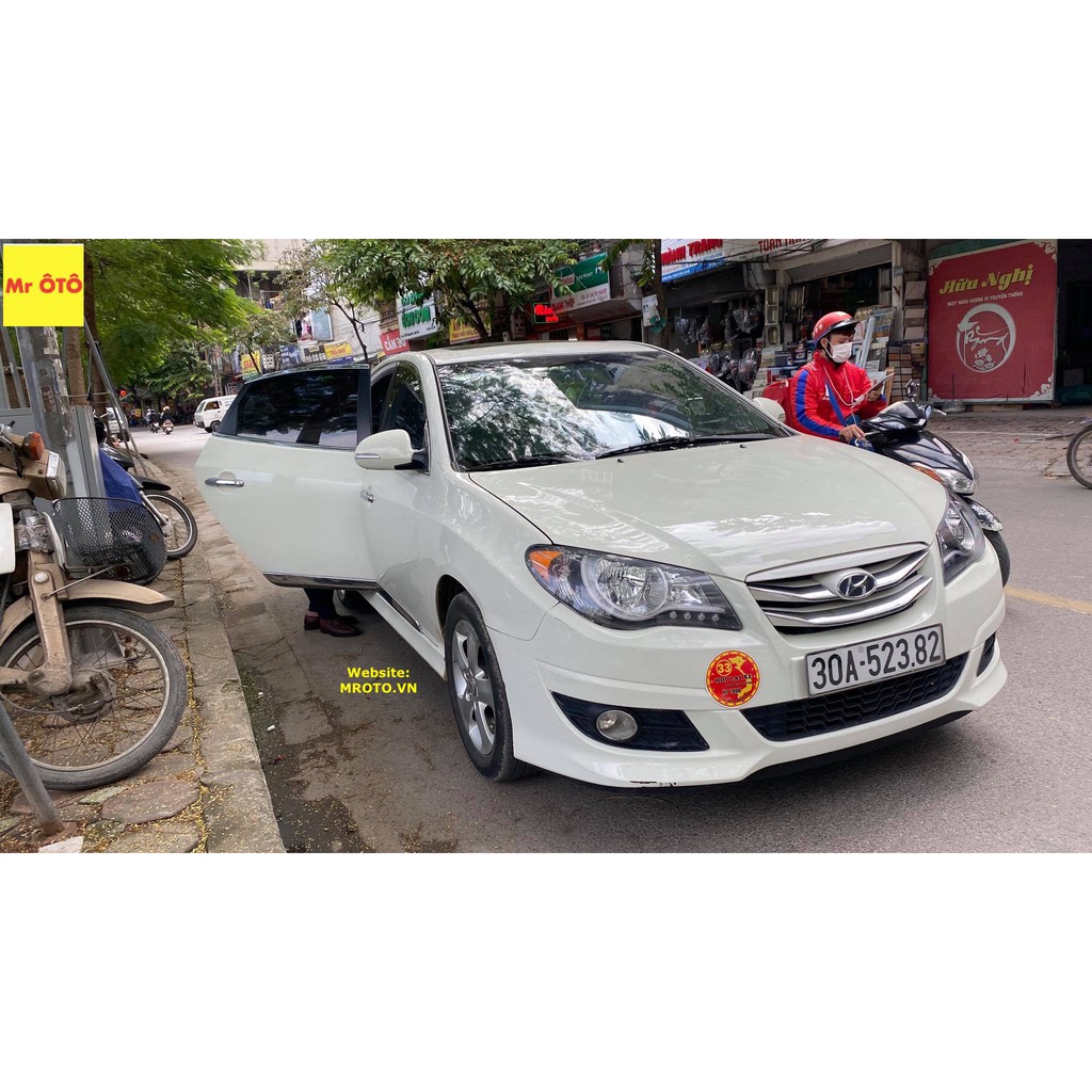 RÈM CHE NẮNG NAM CHÂM CHO XE HYUNDAI AVANTE . BẢO HÀNH 2 NĂM TOÀN QUỐC