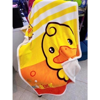 Chăn lông cừu siêu ấm cho bé