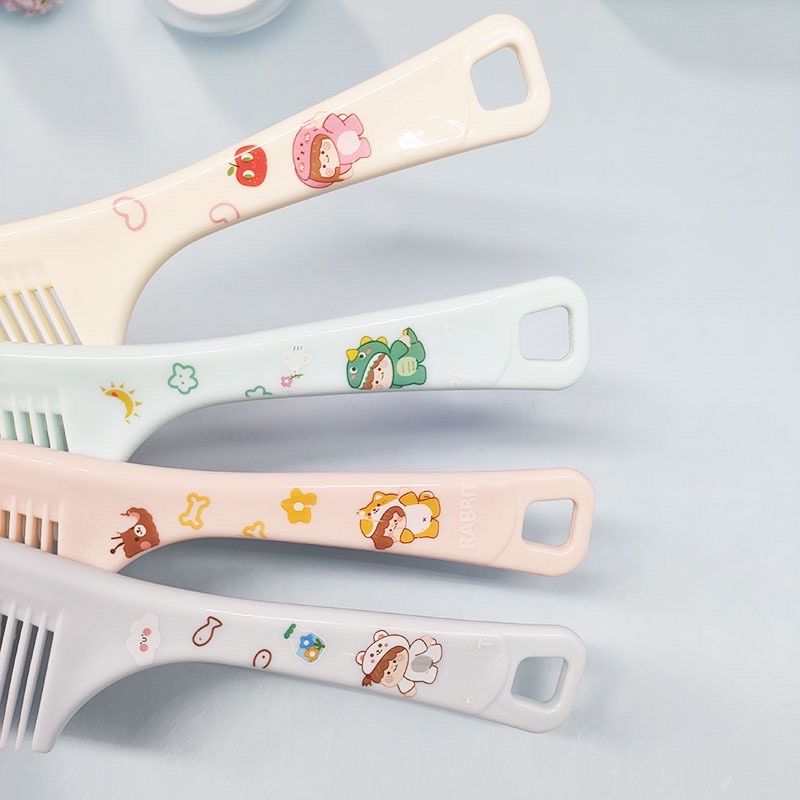 Lược chải tóc dạng dẹp in hình dễ thương chất liệu nhựa dày dặn