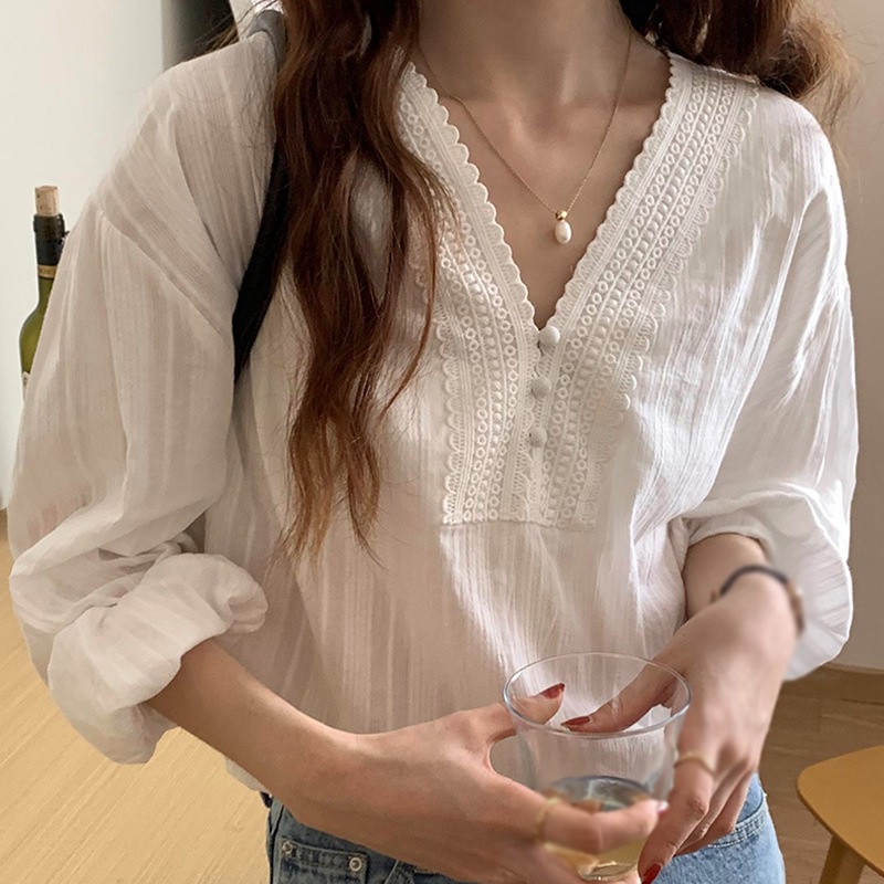 Áo Sơ Mi Nữ Trắng Áo Nữ Tay Dài Cổ Chữ V Phối Ren Màu Sắc Thanh Lịch