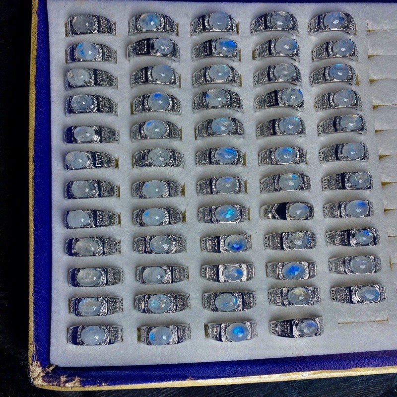 Nhẫn mặt trăng siêu trong ánh xanh mạnh ( moostone )