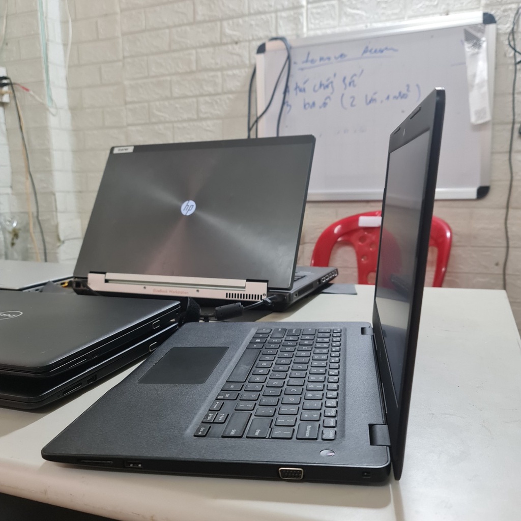 Laptop Dell LATITUDE 3490 học tập, làm ăn phòng. bảo hành 12 tháng.