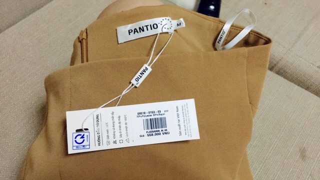 Chân váy pantio new nguyên tag cần pass