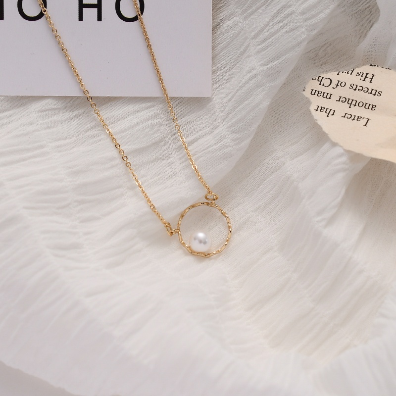 Dây Chuyền Mặt Tròn Đính Ngọc Trai Thời Trang Cho Nữ