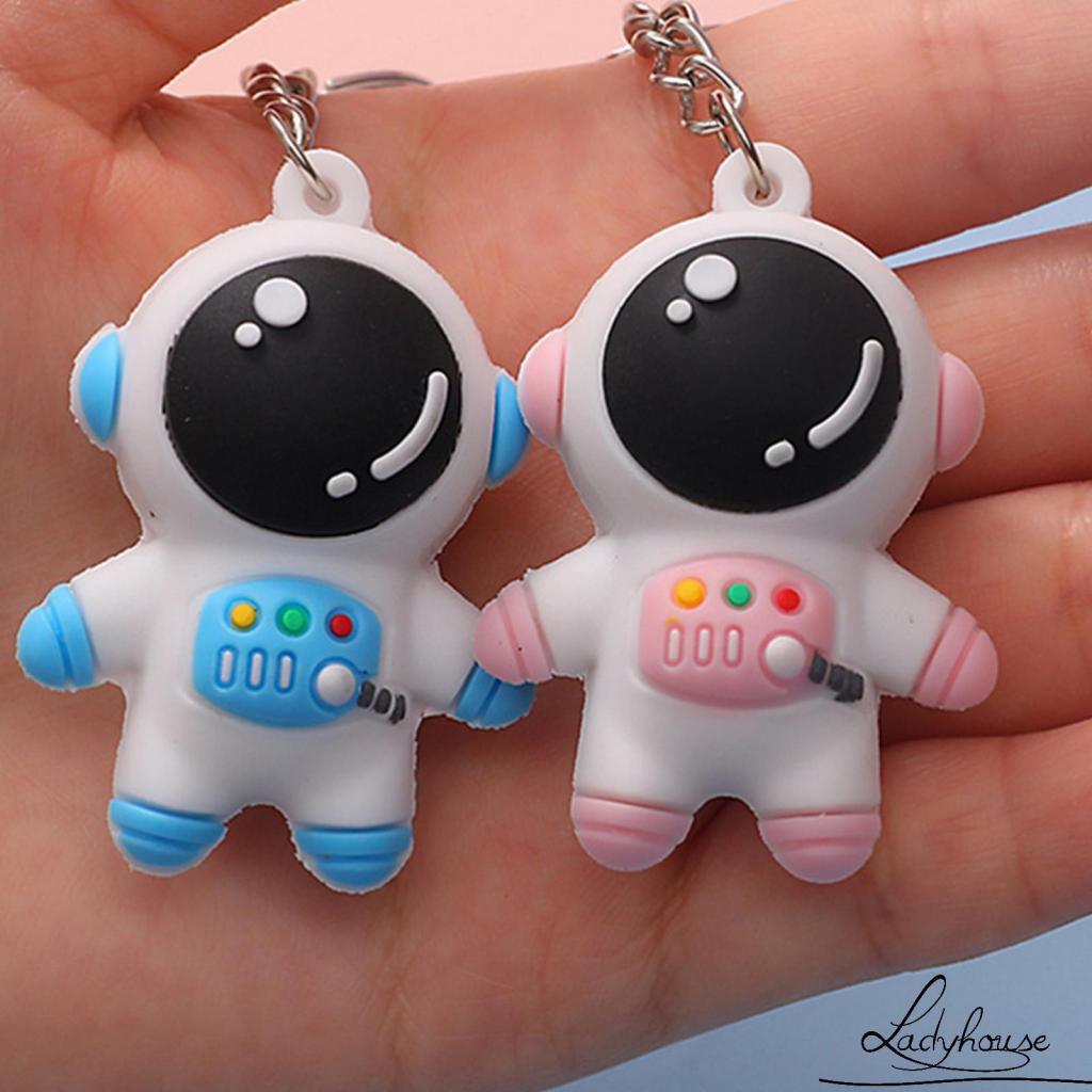 Móc khóa hình phi hành gia dễ thương sáng tạo