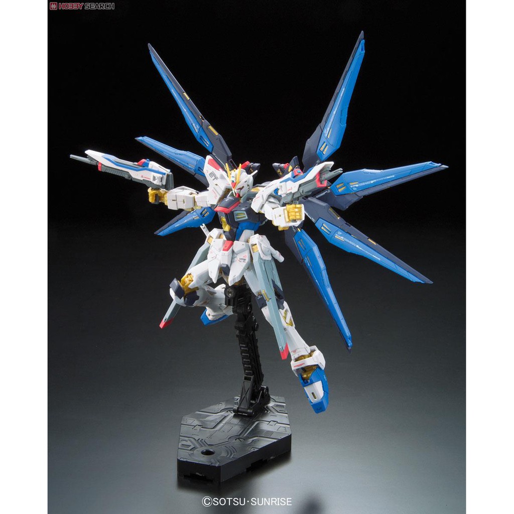 Mô Hình Gundam RG Strike Freedom Bandai ZGMF-X20A 1/144 Seed Destiny Đồ Chơi Lắp Ráp Anime Nhật