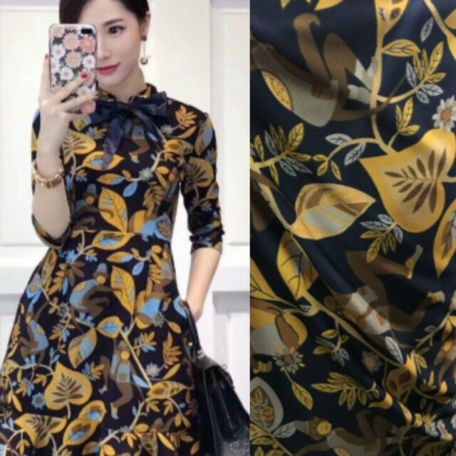 Đầm dáng xuông chữ A