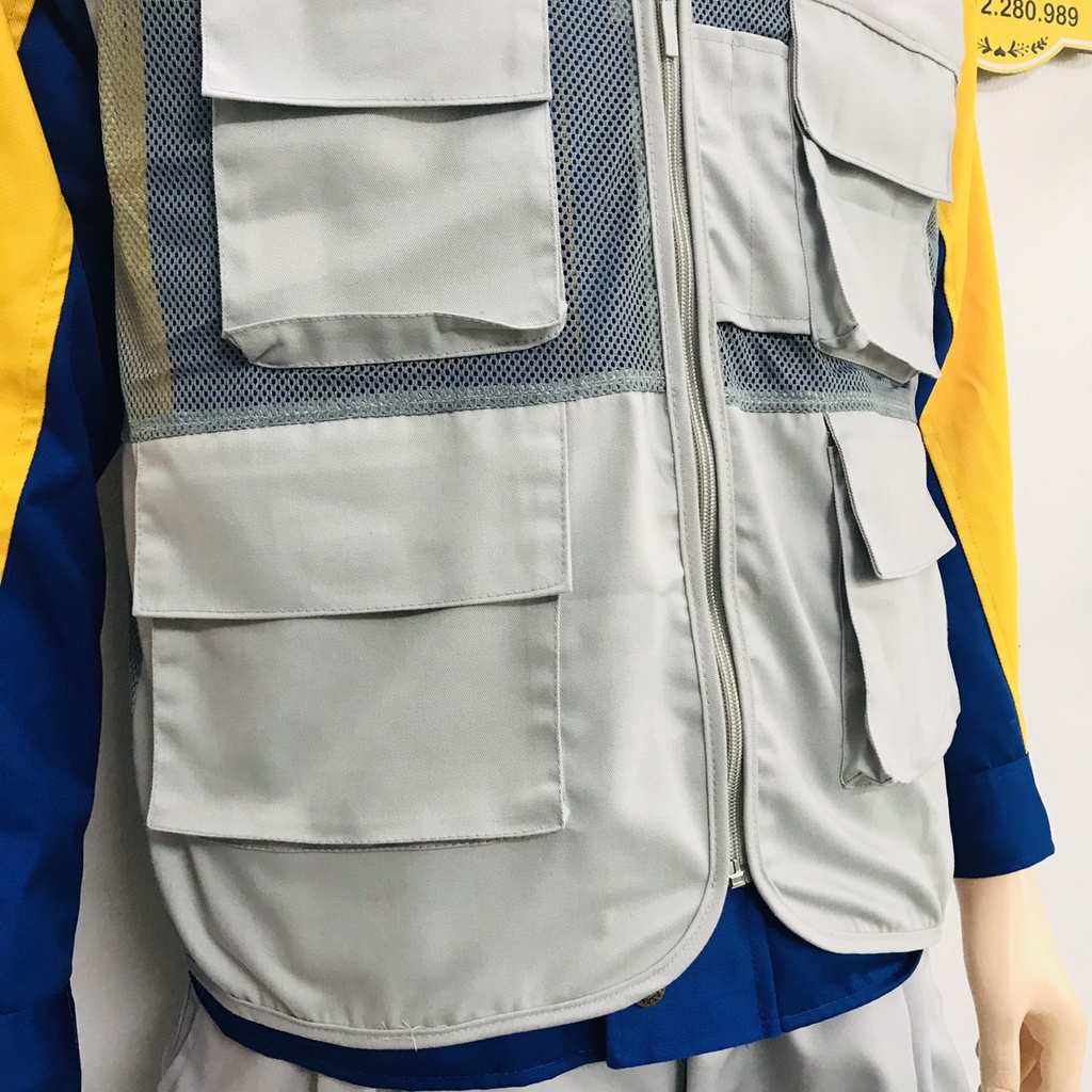 Áo ghi lê kaki bảo hộ lao động -  Áo kỹ thuật - Áo kỹ sư màu xám _ Hình chụp thật