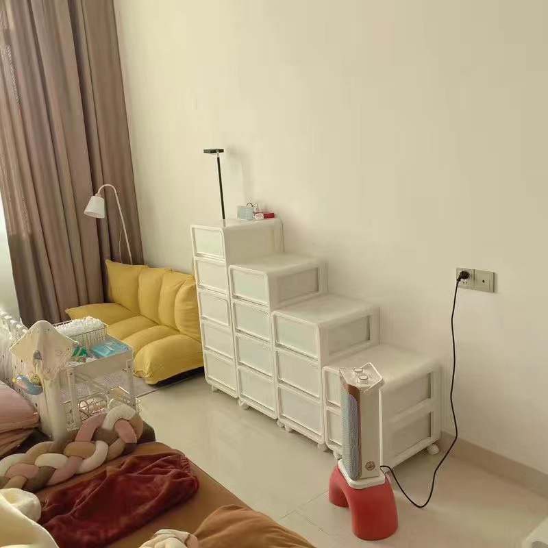 Tủ nhựa để đồ to nhiều ngăn có bánh xe kiểu dáng đơn giản hiện đại