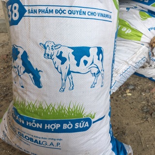 Phân bò hoai ( nhà vườn của Đủ)-4,5kg -liên lạc với mình giao hàng tận nơi