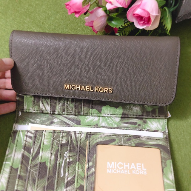 Ví cầm tay hoa dâm bụt