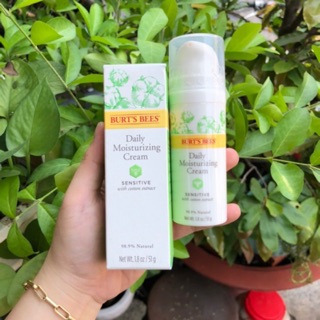 🍏Kem dưỡng Ban ngày Da nhạy cảm BURT’S BEES 100% thiên nhiên - Mỹ🍏