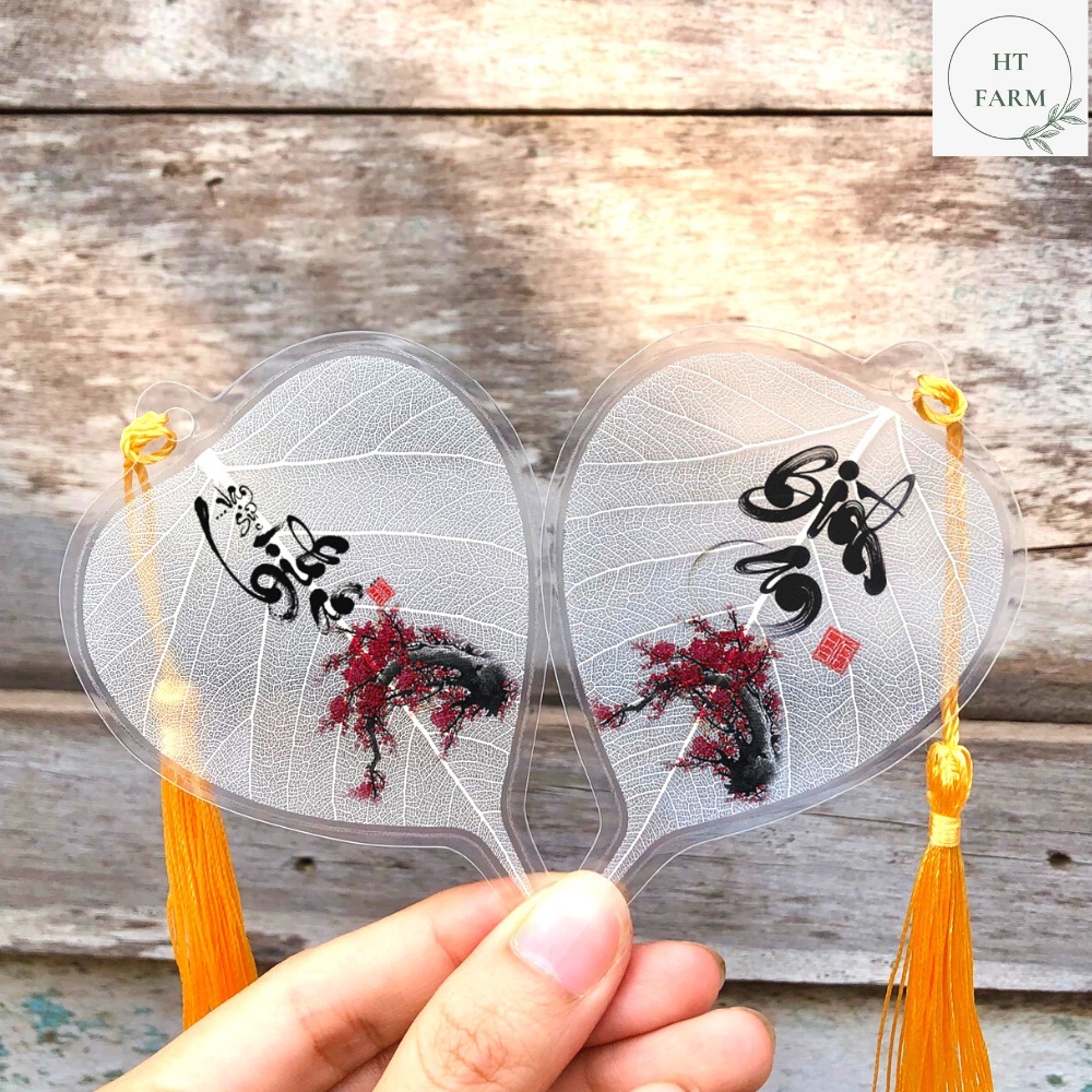 Lá Bồ Đề hình Cành đào - chữ thư pháp "Bình an"  - Quà Tặng