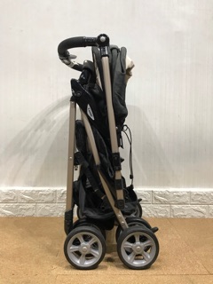 Xe đẩy Combi Granpaseo LZ600