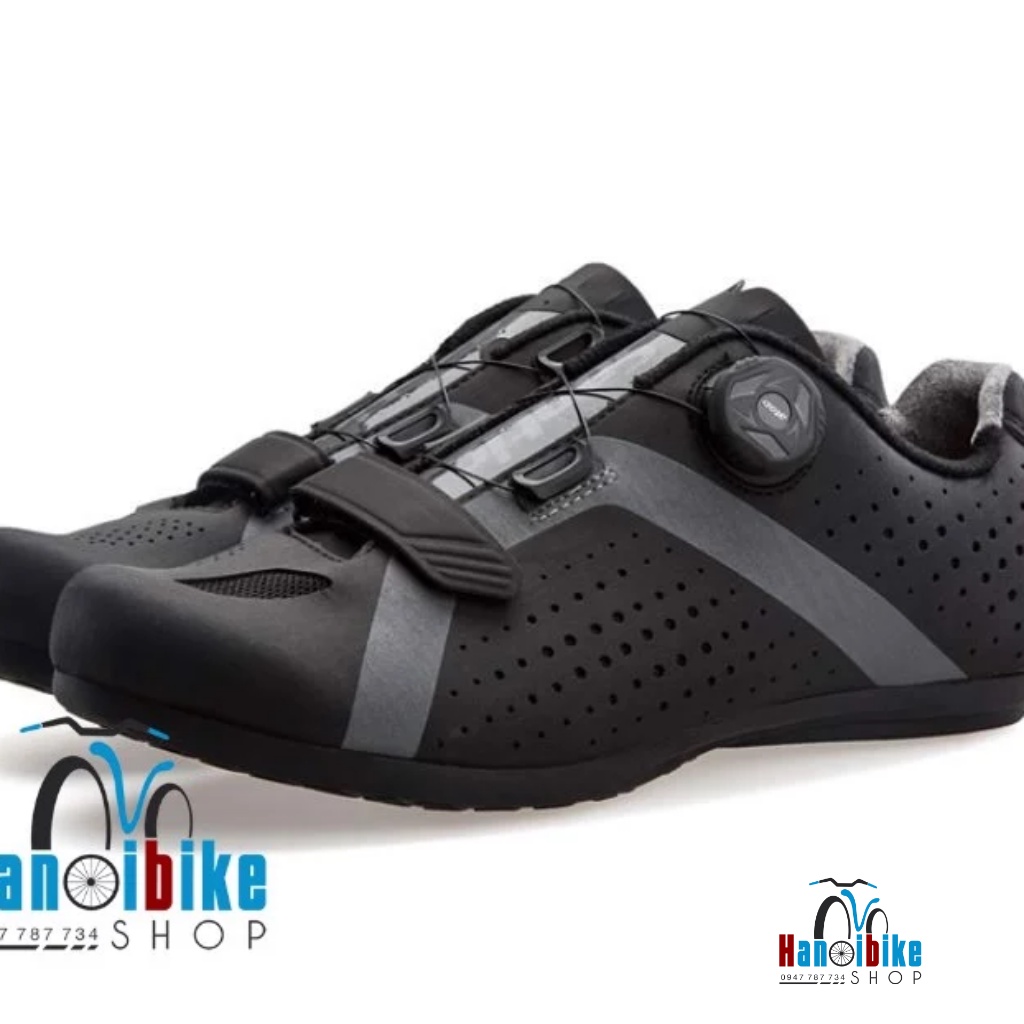 Giày đạp xe không cá