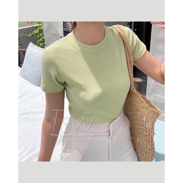 Áo thun ôm cộc tay chất tăm trơn basic ảnh thật video | BigBuy360 - bigbuy360.vn