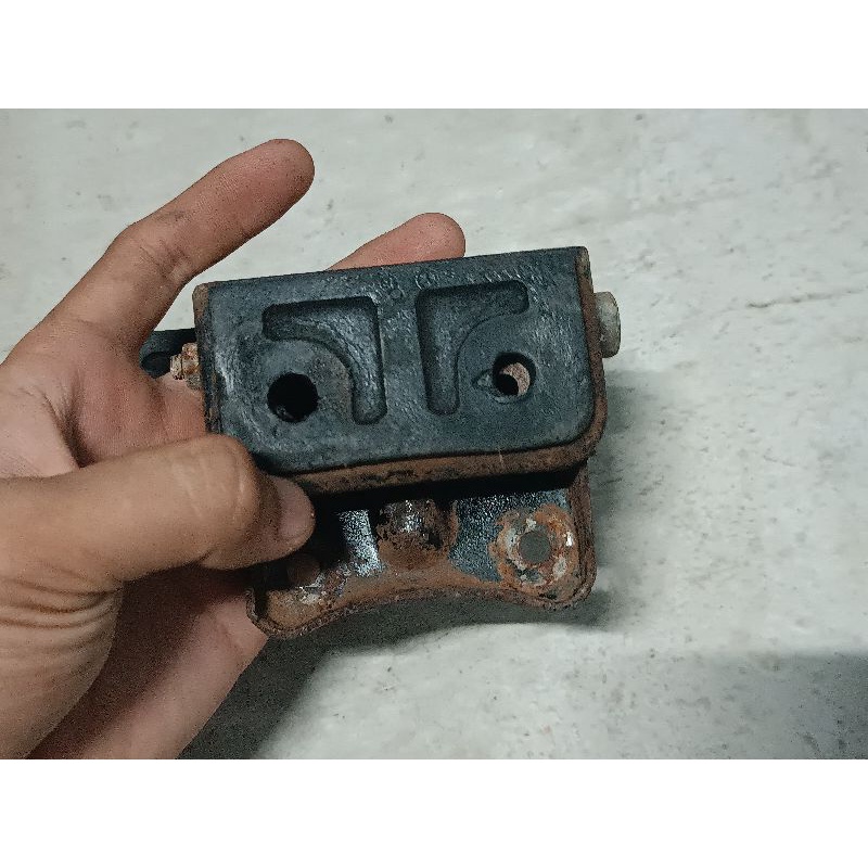 Bản lề bát yên xe chaly zin