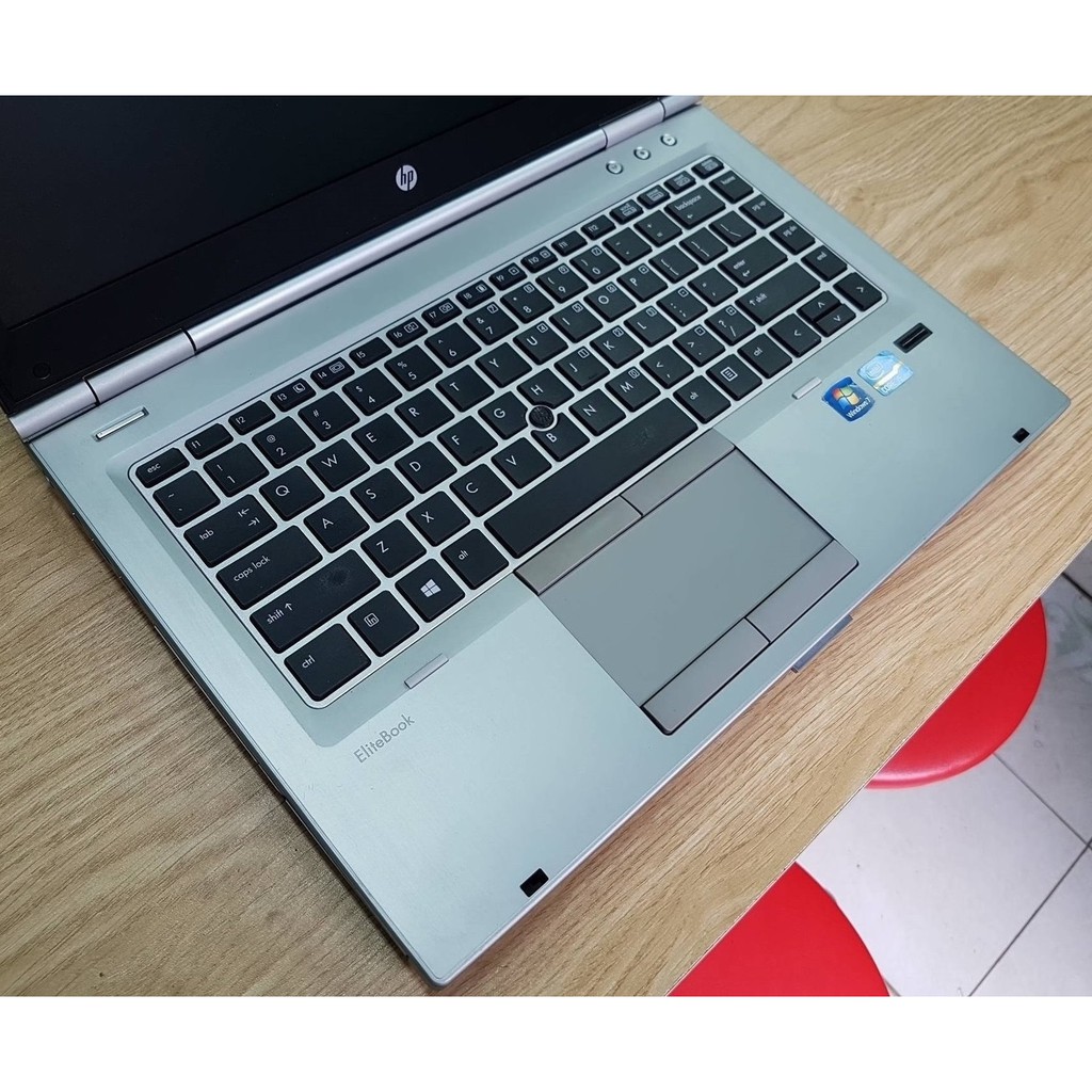 Laptop Đồ họa chơi game Hp 8460p i7 ram 8g ssd 120g hdd 250 pro ah