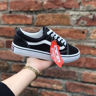 giày nữ(đen)-có tem,mác