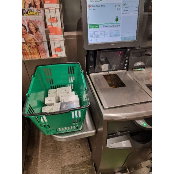 Lăn khử mùi Dove Cinical Protection Go Fresh