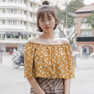 Usthebasic - Áo kiểu Floral Ruffle Off Shoulder Going Out Top