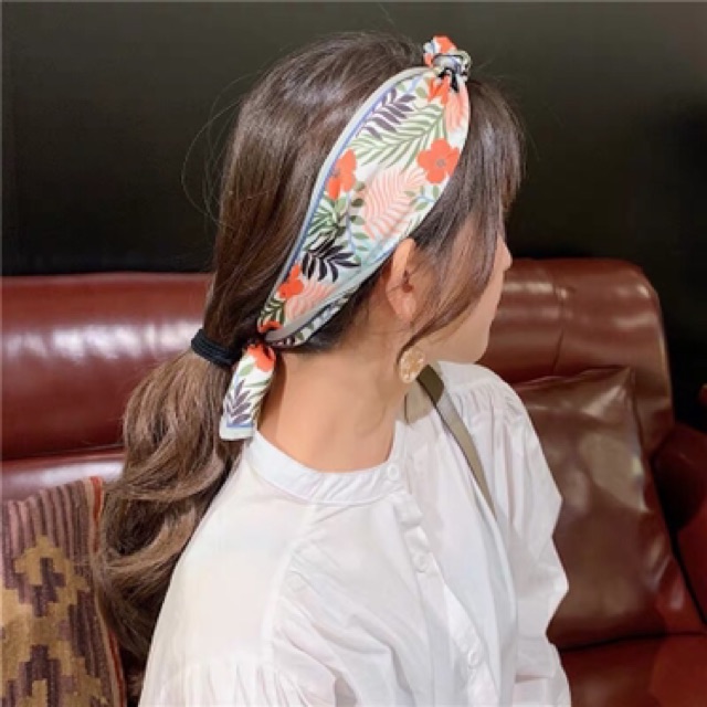 Khăn choàng cổ in hoạ tiết dễ thương - Maben