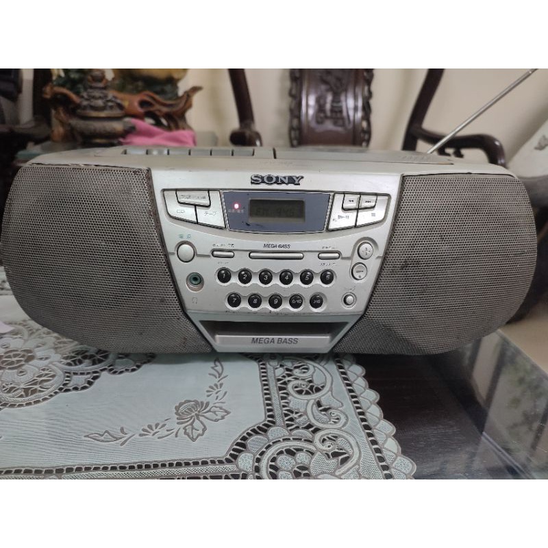 Đài Cassette Sony , chạy CD, Băng, FM & AM