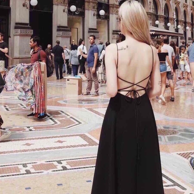 ĐẦM MAXI ĐEN 2S ĐAN CHÉO LƯNG kt