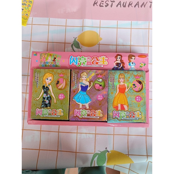 Sticker hình xinh xắn