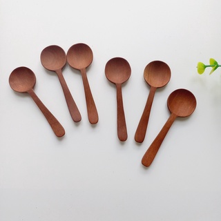 Thìa gia vị gỗ nhãn đỏ miệng tròn 9x3cm xinh xắn, thìa gỗ tự nhiên decor trang trí chụp ảnh của vitrapro