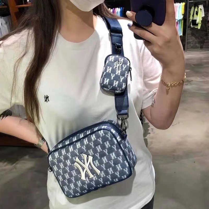 Túi đeo chéo nữ xinh xắn kèm túi nhỏ