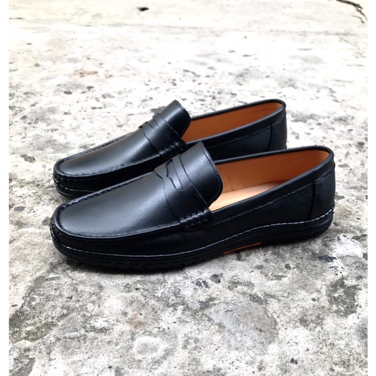 Giày mọi nam da bò.đế cao su mềm..Size từ 39-43.mã M01. màu đen.mẫu mới nhất hiện nay