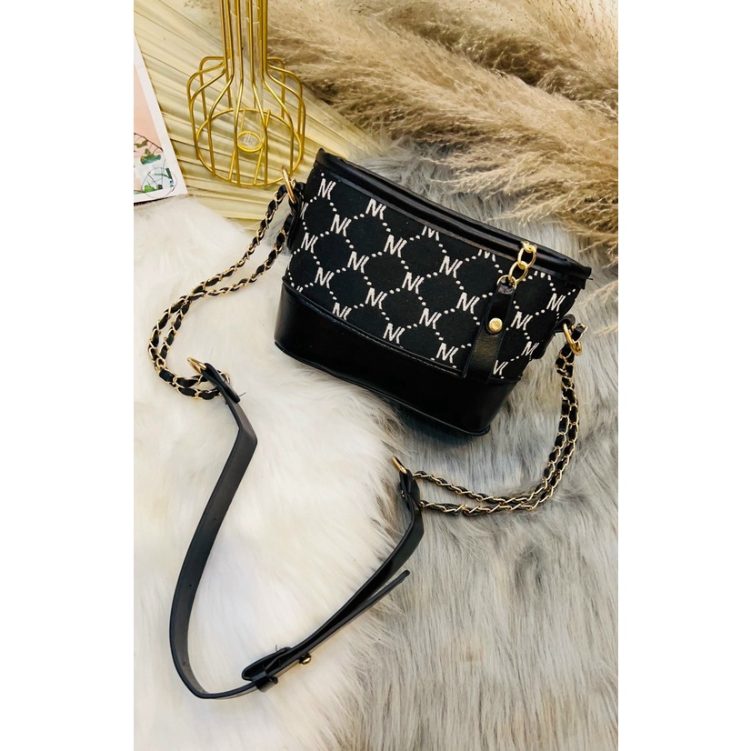 TÚI HOBO MINI 18CM ĐEO CHÉO ĐEO VAI HỌA TIẾT M K SANG CHẢNH HOBOMK - Hình Thật