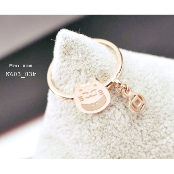 Nhẫn titan mèo may mắn