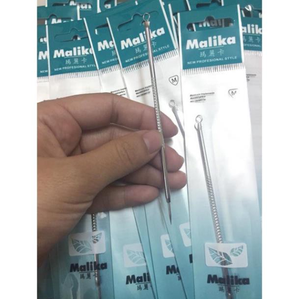 Que lấy mụn malika