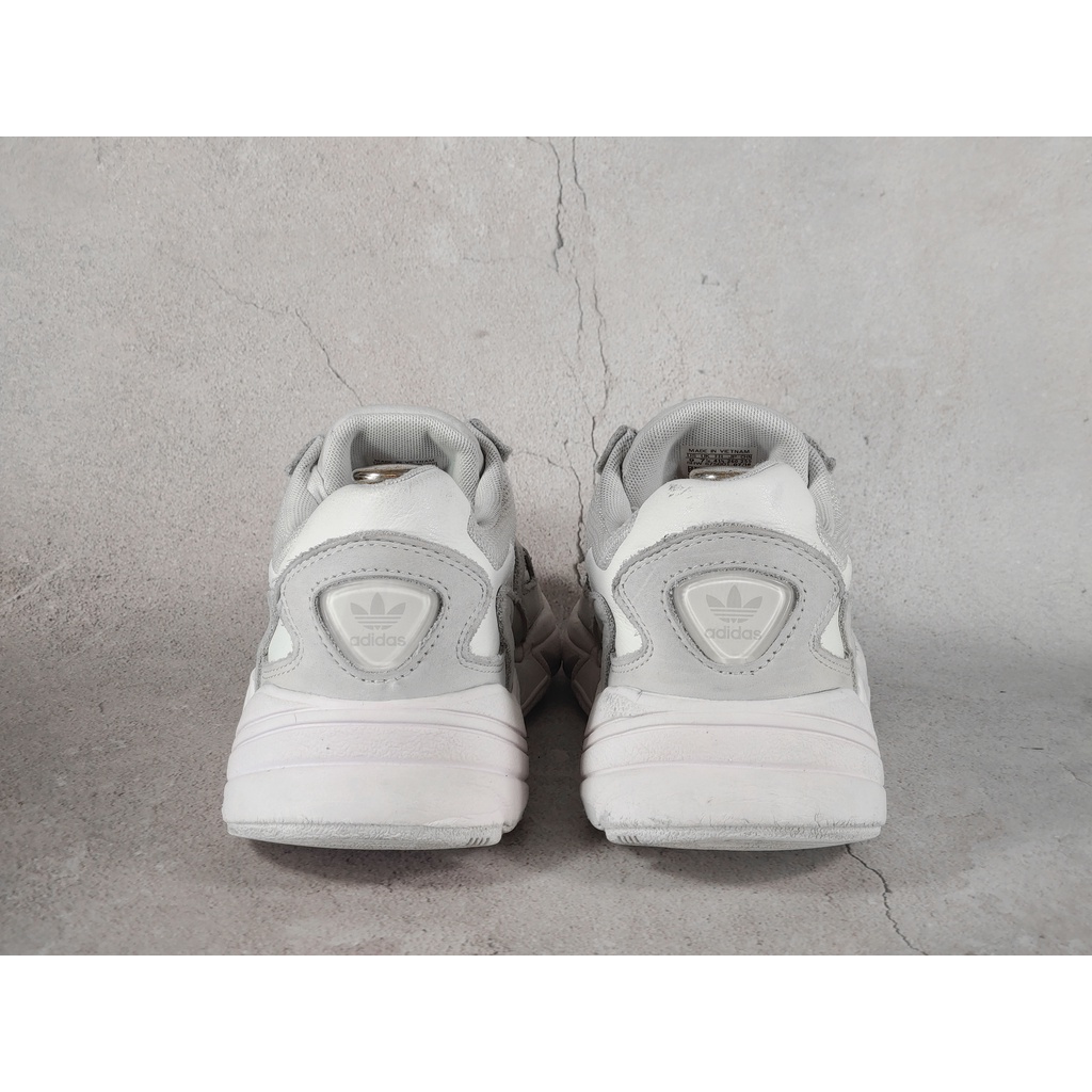 Giày thể thao chính hãng 2hand ADIDAS FALCON SHOES B28128