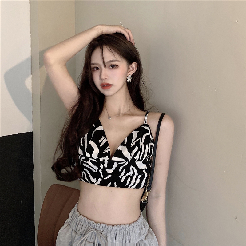 Áo Crop Top Cổ Chữ V Họa Tiết Ngựa Vằn Cho Nữ