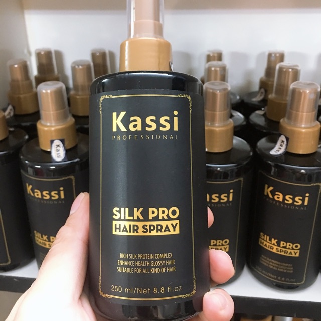 Xịt dưỡng tóc KASSI Silk Pro Hair Spray Hương Nước Hoa 250ml - CHÍNH HÃNG CÔNG TY