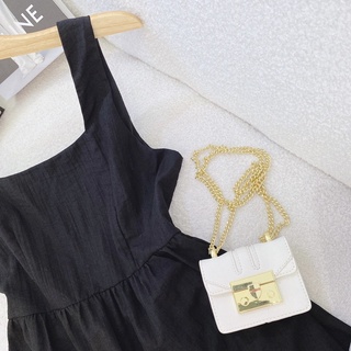 Đầm maxi đen 2s hở lưng